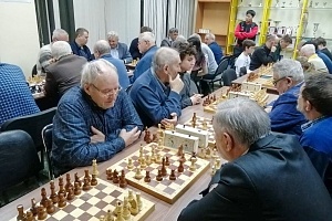 Команда НЦ ПЗСРЧ успешно выступила на соревнованиях ИрФ СО РАН по шахматам и лыжным гонкам